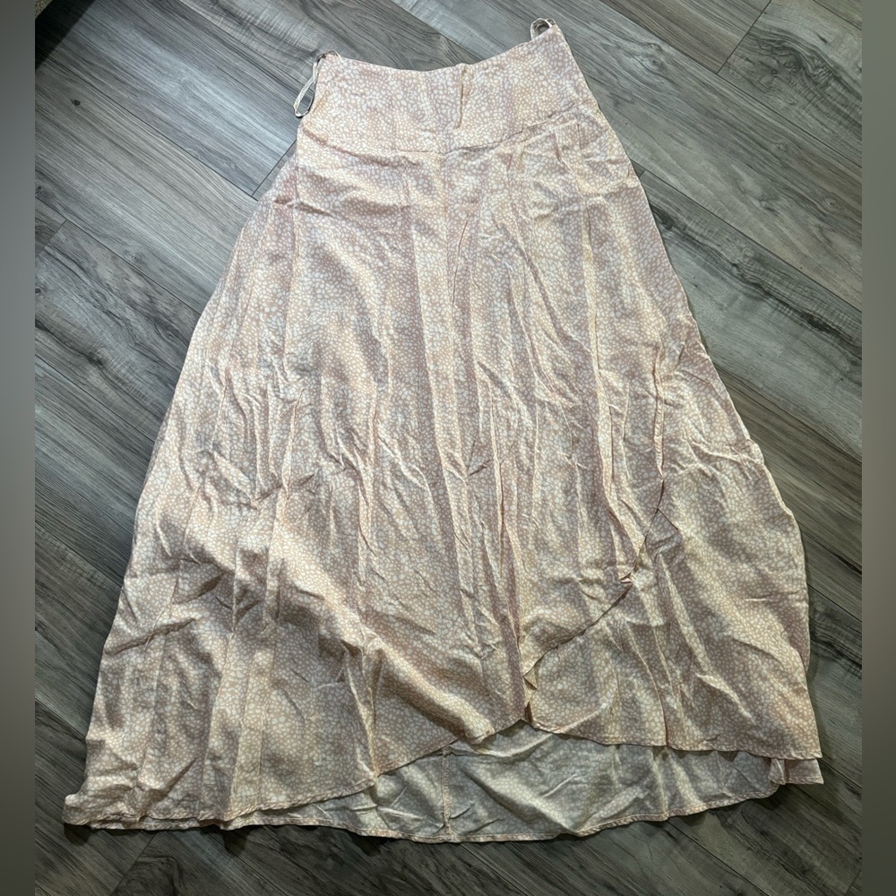 Size medium long skirt with slit